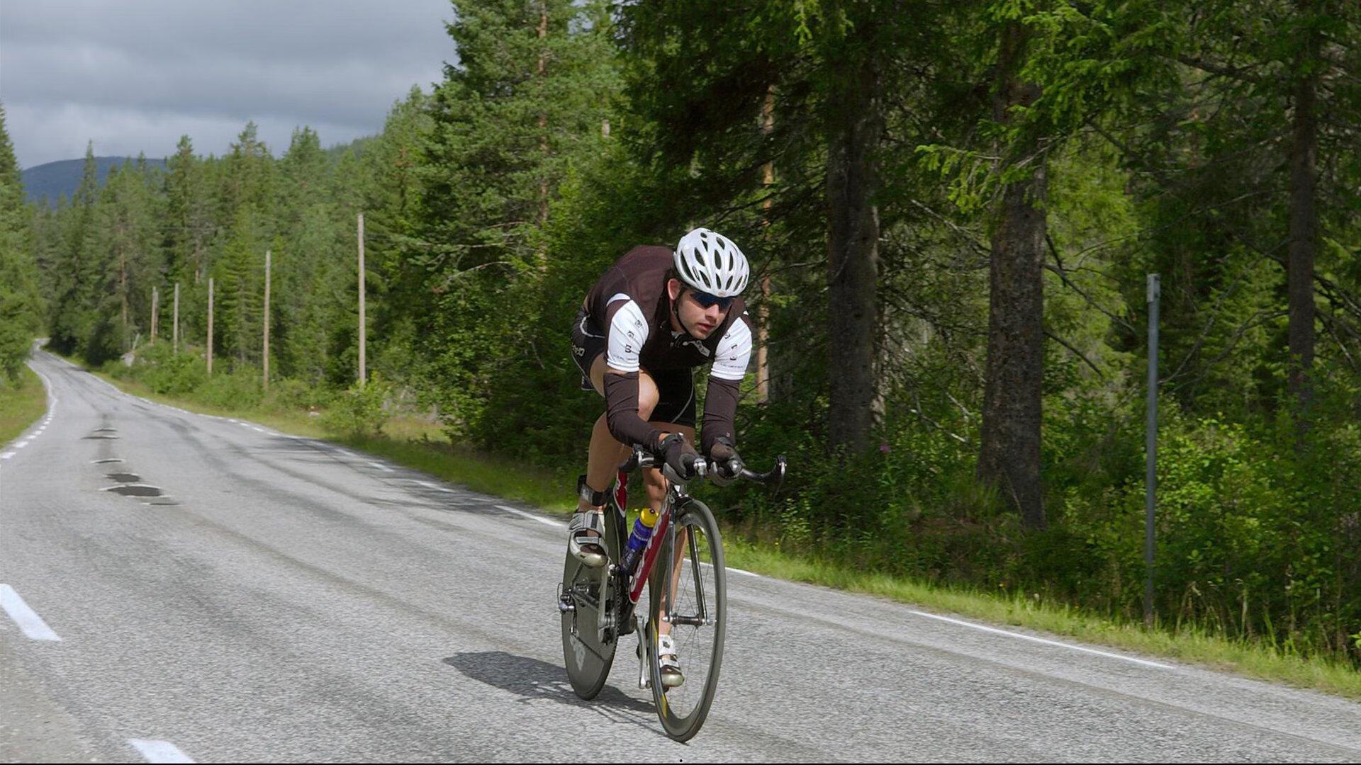 阿尔卡拉斯横扫对手晋级美网八强 新生代天王展现统治力